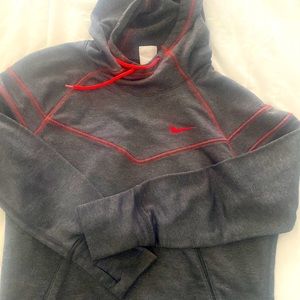 Nike fitted pullover hoodie